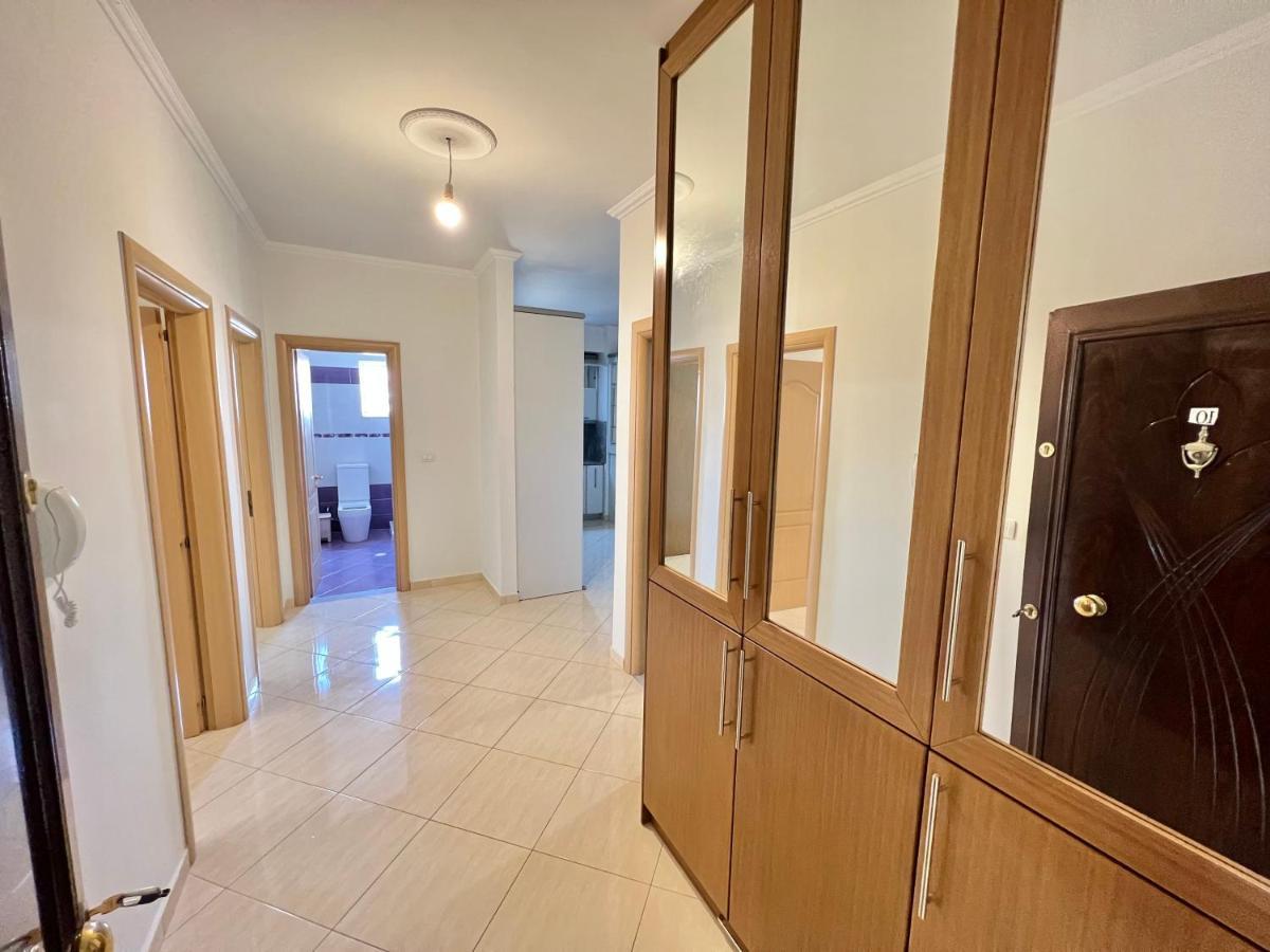 Ermis Apartament Apartment Sarande Bagian luar foto